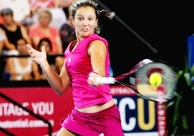 WTA Dubai Championships 2013: Stephens, Robson rơi đài