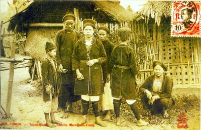 Tuyên Quang - Một gia đình người dân tộc Tuyên Quang - Một gia đình người dân tộc