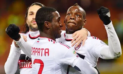 Đấu sớm vòng 28 Serie A (rạng sáng 9-3): Genoa thua AC Milan 0 - 2