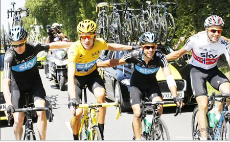 Richie Porte và Sky dẫn đầu bảng xếp hạng UCI