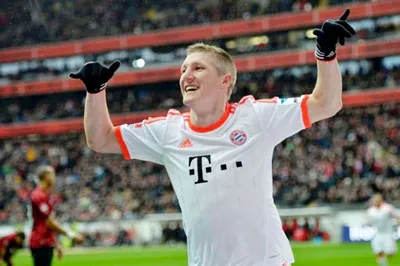 Vòng 28 Bundesliga tối qua: Hùm xám đăng quang vô địch