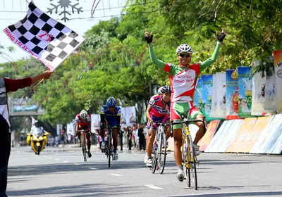 Chặng 8 Cúp Truyền hình TPHCM 2013: Các tay đua trẻ ghi dấu ấn