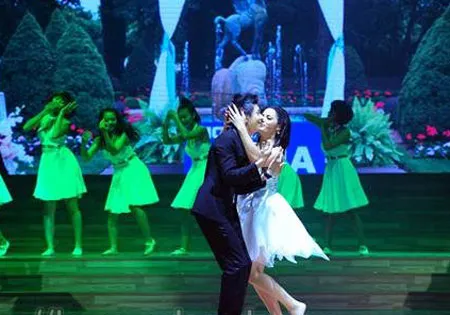 Yến Trang đoạt ngôi Quán quân Bước nhảy hoàn vũ 2013 ảnh 6 Yến Trang đoạt ngôi Quán quân Bước nhảy hoàn vũ 2013 ảnh 6