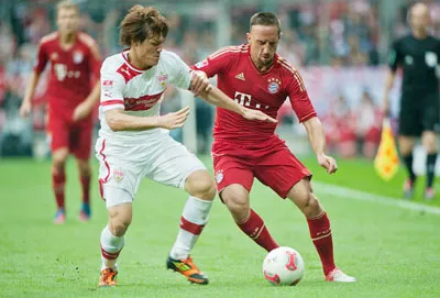 Bayern Munich - Stuttgart: Vinh quang cho Heynckes