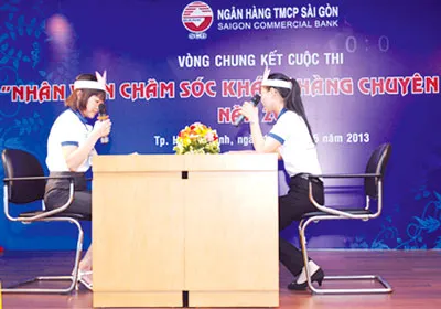 Thí sinh giải quyết tình huống khó. Thí sinh giải quyết tình huống khó.