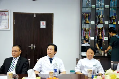 Dao Ar-He: một nóng, một lạnh tiêu diệt khối u cơ thể