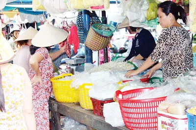 Bún, phở, bánh canh chứa hóa chất độc hại: Khó tìm mua thực phẩm có nguồn gốc rõ ràng