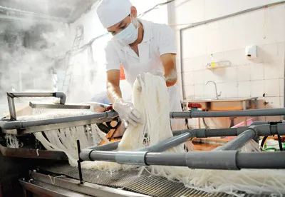 Nhiều cơ sở sản xuất bún tươi tại TPHCMP đảm bảo quy trình sản xuất sạch