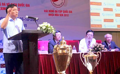 Bài 1: VFF - VPF: Đồng sàng dị mộng