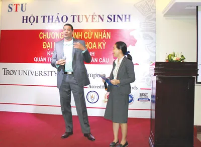Đại học Troy - Hoa Kỳ & Chương trình du học thu hút tại Việt Nam