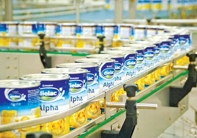 Việc cơ quan chức năng kết luận sữa bột của Vinamilk không chứa vi khuẩn Clostridium Botulinum đã khẳng định sản phẩm của Vinamilk đảm bảo chất lượng và an toàn tuyệt đối cho người tiêu dùng. Việc cơ quan chức năng kết luận sữa bột của Vinamilk không chứa vi khuẩn Clostridium Botulinum đã khẳng định sản phẩm của Vinamilk đảm bảo chất lượng và an toàn tuyệt đối cho người tiêu dùng.