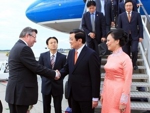 President Truong Tan Sang arrived in Budapest, Hungary, on September 15 (Source: VNA) President Truong Tan Sang arrived in Budapest, Hungary, on September 15 (Source: VNA)