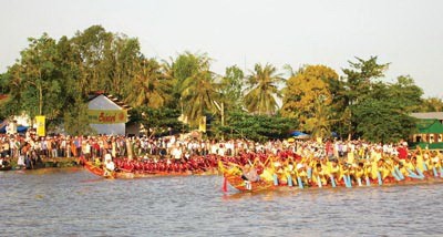 ‘Ngo’ Boat Race Festival of Khmer people in Soc Trang Province ‘Ngo’ Boat Race Festival of Khmer people in Soc Trang Province