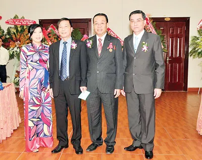 Ban TGĐ trong lễ đón nhận huân chương Ban TGĐ trong lễ đón nhận huân chương