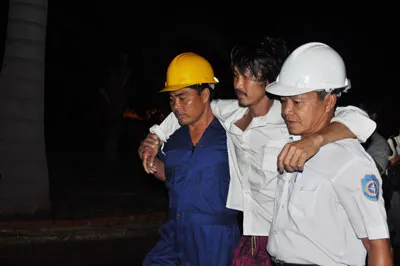 4 ngư dân trong vụ chìm tàu cá đã được đưa vào bờ
