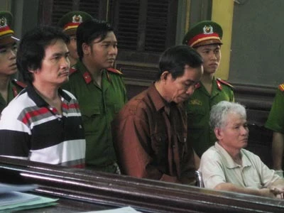 3 án tử hình dành cho băng cướp tiệm vàng