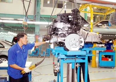 Phá sản ngành Công nghiệp ô tô - Bài 1: Nuôi mãi không lớn