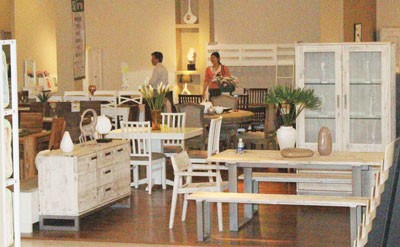 Wooden furniture displayed in a shop in HCMC, Timber industry eyes local furniture market (Photo: SGGP) Wooden furniture displayed in a shop in HCMC, Timber industry eyes local furniture market (Photo: SGGP)