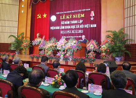 Scientists from the Viet Nam Academy of Social Sciences (VASS) had played an important role in promoting basic theoretical issues regarding the country's development, said Party General Secretary Nguyen Phu Trong.— VNA/VNS Photo Tri Dung Scientists from the Viet Nam Academy of Social Sciences (VASS) had played an important role in promoting basic theoretical issues regarding the country's development, said Party General Secretary Nguyen Phu Trong.— VNA/VNS Photo Tri Dung