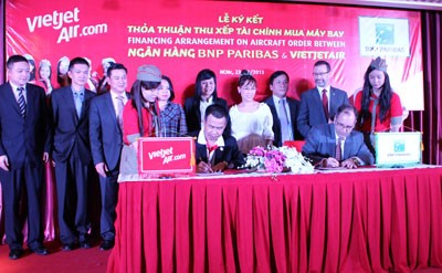 At the signing ceremony (Photo: Courtesy of Vietjet Air)