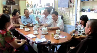 Cho kiến thức, mở trái tim ở chùa Lá