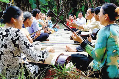 Đờn ca tài tử, nét văn hóa độc đáo của người dân Nam bộ. Đờn ca tài tử, nét văn hóa độc đáo của người dân Nam bộ.