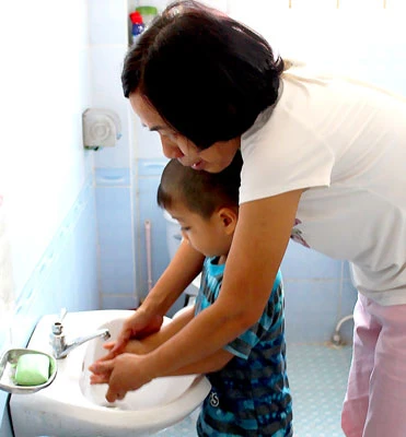 Bình ổn giá thuê trọ, giữ trẻ