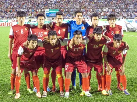 Dù thua nhưng các học trò HLV Graechen đã vẫn trọn niềm tin yêu của khán giả. Ảnh: Hoàng Hùng Dù thua nhưng các học trò HLV Graechen đã vẫn trọn niềm tin yêu của khán giả. Ảnh: Hoàng Hùng