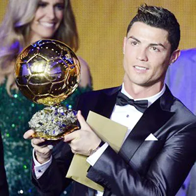 Ronaldo xứng đáng đoạt danh hiệu Quả bóng vàng FIFA 2013.