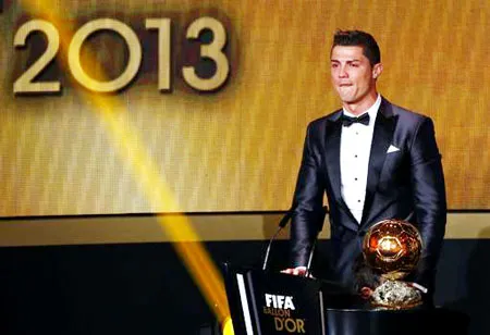 Cristiano Ronaldo tại lễ đăng quang