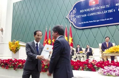 Vinamilk được trao giấy phép đầu tư vào Phnompenh, Campuchia