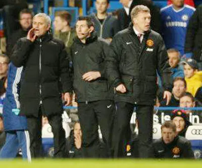 Dù thi đấu rất nỗ lực nhưng Man.United dưới sự dẫn dắt của HLV David Moyes (phải) vẫn không tránh khỏi thất bại trước Chelsea. Dù thi đấu rất nỗ lực nhưng Man.United dưới sự dẫn dắt của HLV David Moyes (phải) vẫn không tránh khỏi thất bại trước Chelsea.