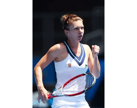 Simona Halep trong trận thắng bất ngờ trước Jelena Jankovic. Simona Halep trong trận thắng bất ngờ trước Jelena Jankovic.