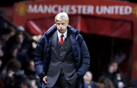 HLV Arsene Wenger lo ngại khi Man.United có thêm Juan Mata.