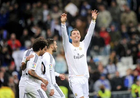 Real Madrid năm thứ 9 liên tiếp đạt doanh thu cao nhất thế giới. Real Madrid năm thứ 9 liên tiếp đạt doanh thu cao nhất thế giới.