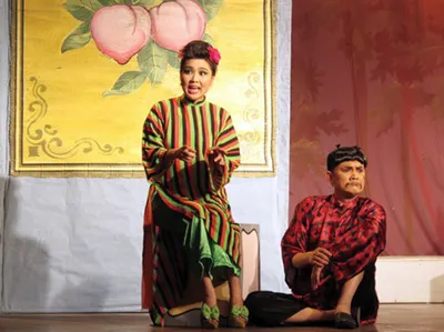 Rộn ràng sân khấu