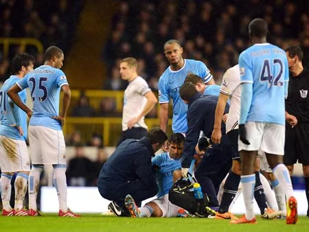 Aguero lại chấn thương Aguero lại chấn thương