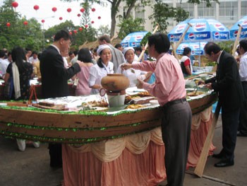 A food fair featuring regional dishes nationwide. (Photo: KK) A food fair featuring regional dishes nationwide. (Photo: KK)