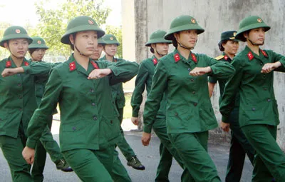 Những bông hoa quân ngũ