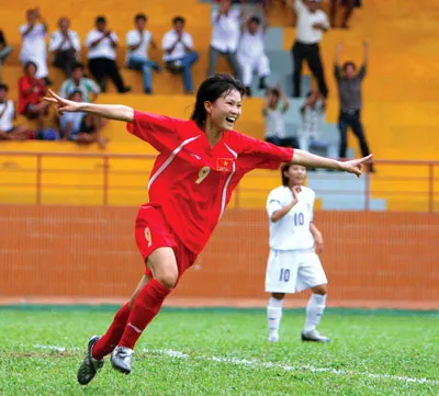 Cựu tuyển thủ Ngọc Châm - từng một thời là biểu tượng của bóng đá nữ Việt Nam. Ảnh: DŨNG PHƯƠNG