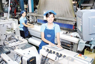 Textile and garment sector posts over US$1 billion in export revenue ( Photo: SGGO) Textile and garment sector posts over US$1 billion in export revenue ( Photo: SGGO)