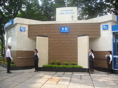 The high class public restroom at September 23 Park in HCMC (Photo: SGGP) The high class public restroom at September 23 Park in HCMC (Photo: SGGP)