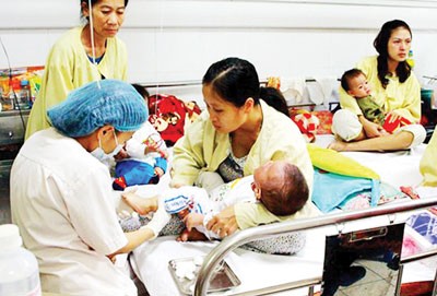 Measles children are being treated in the Central Pediatrics Hospital (Photo: SGGP) Measles children are being treated in the Central Pediatrics Hospital (Photo: SGGP)
