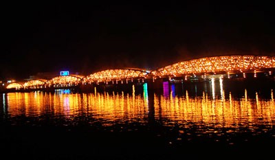 Fire installation performance on Truong Tien Bridge Fire installation performance on Truong Tien Bridge