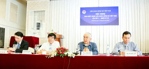 Quang cảnh buổi họp của VFF chiều qua. Ảnh: Hoàng Hùng Quang cảnh buổi họp của VFF chiều qua. Ảnh: Hoàng Hùng