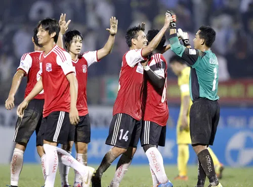 Liệu niềm vui chiến thắng có tiếp tục với các học trò ông Sự trong trận chiều nay? Ảnh: Minh Hoàng