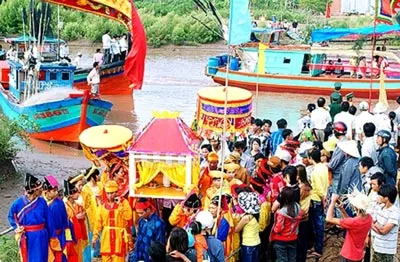 Bạc Liêu: Đông đảo ngư dân vui Lễ hội Nghinh Ông Nam Hải