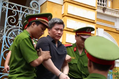 Vận chuyển ma túy, một Việt kiều lãnh án tử hình