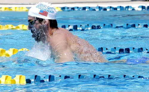 Michael Phelps trong một buổi tập. Michael Phelps trong một buổi tập.