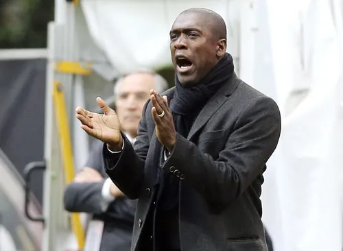 HLV Clarence Seedorf đang ở trước tương lai chưa rõ ràng. HLV Clarence Seedorf đang ở trước tương lai chưa rõ ràng.